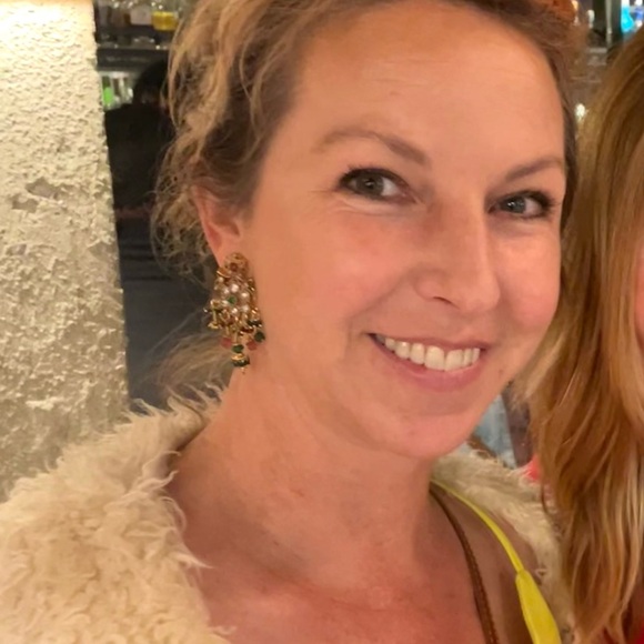 Meet your Posher, Alice - Picture 1 of 5